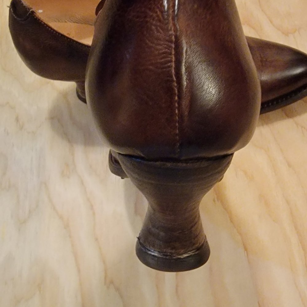 Vintage Leather Heels (New) - Picture 4 of 7
